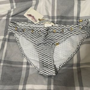 Jessica Simpson black and white bikini bottom